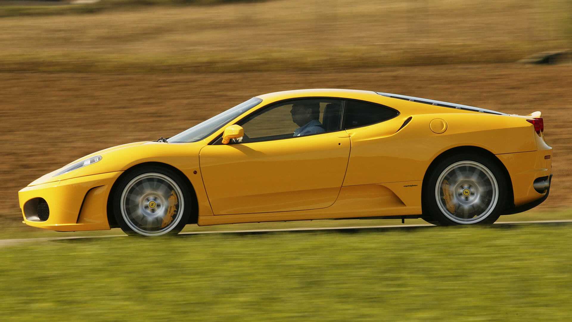 Ferrari f430 сбоку