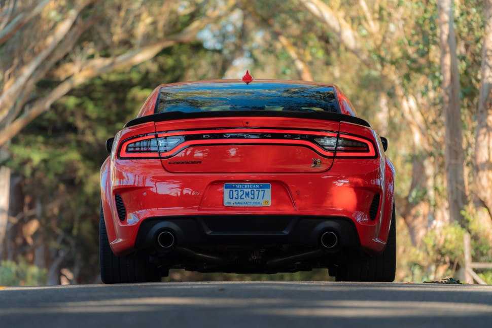 Dodge Charger Hellcat 2021