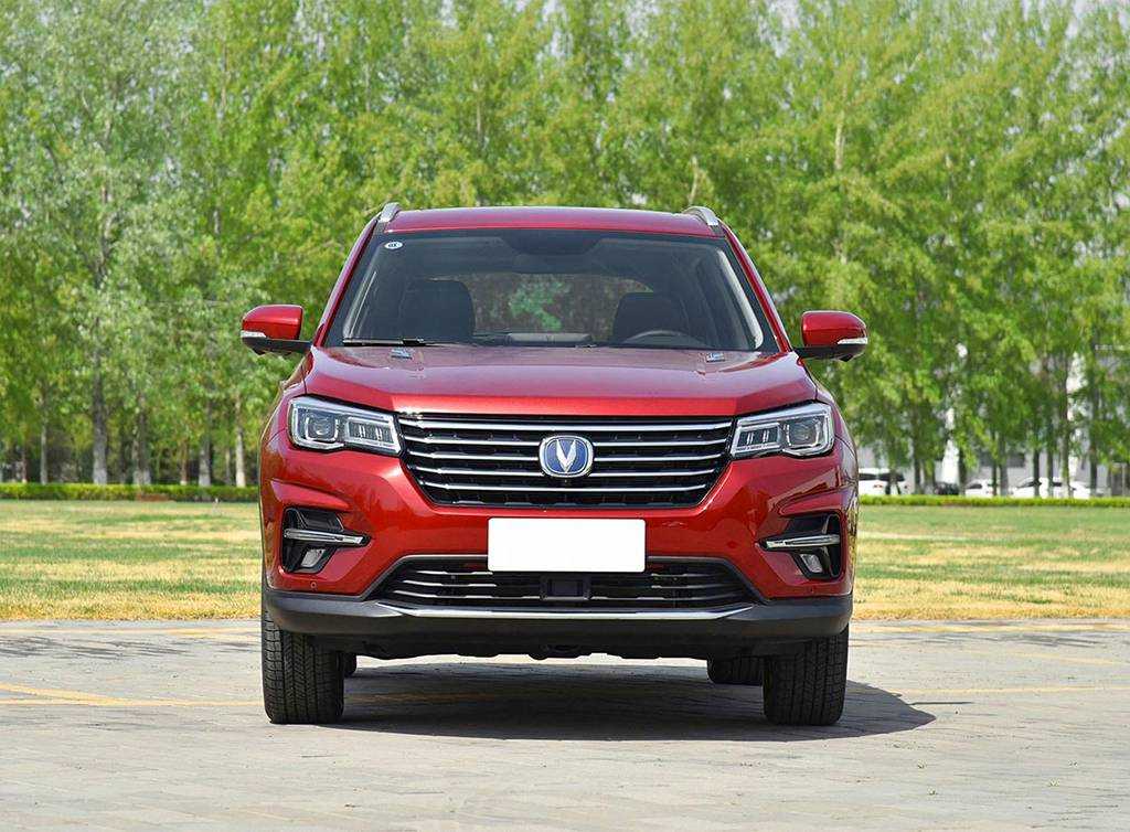 Автомобиль changan фото