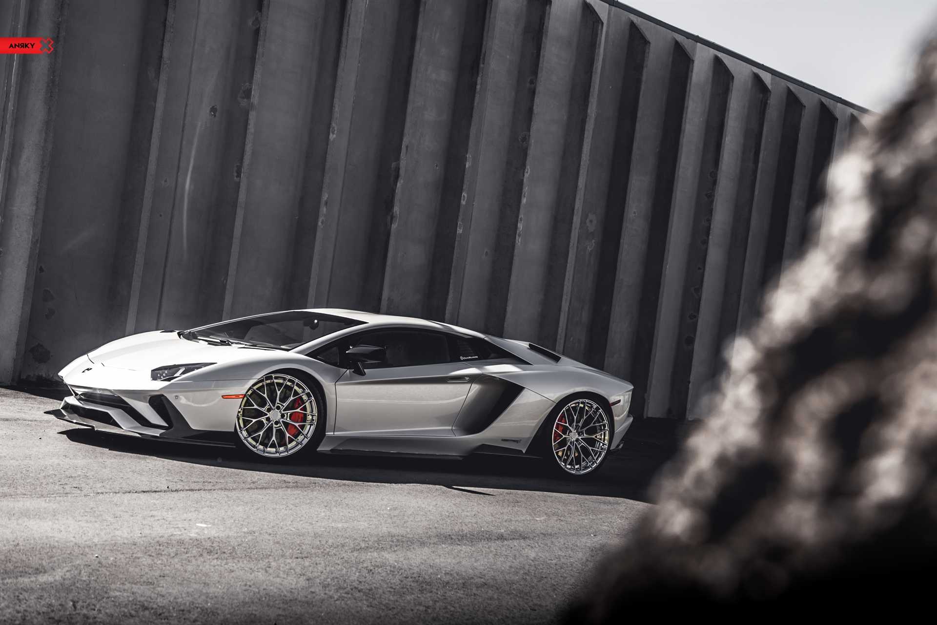 Lamborghini Aventador диски