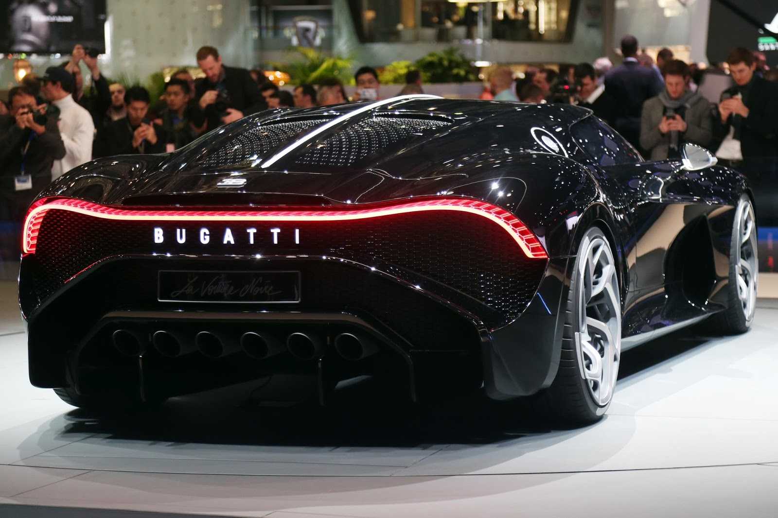 Bugatti veyron vitesse la finale (2015) › характеристики, описание, видео и фото бугатти вейрон витесс финал › autozov.ru