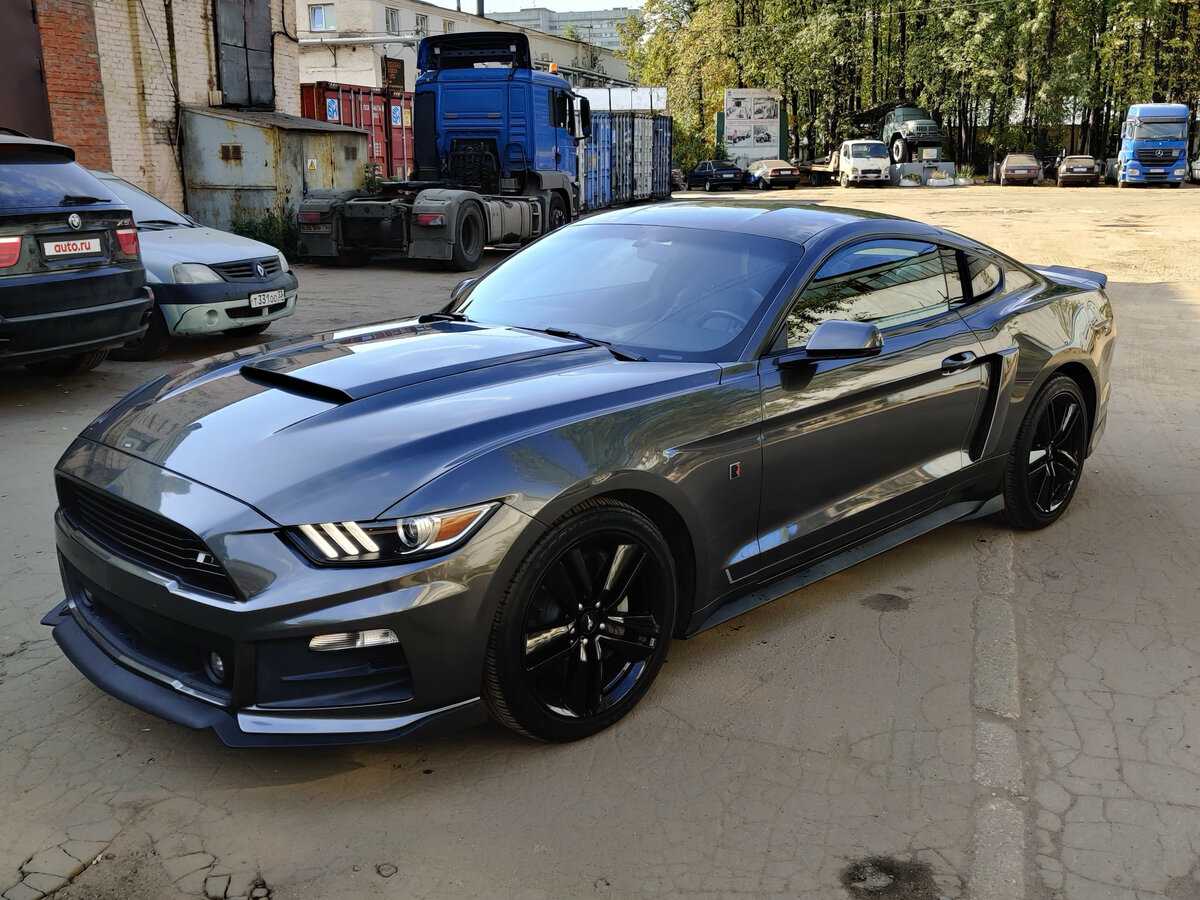 Ford Mustang 2015 серый