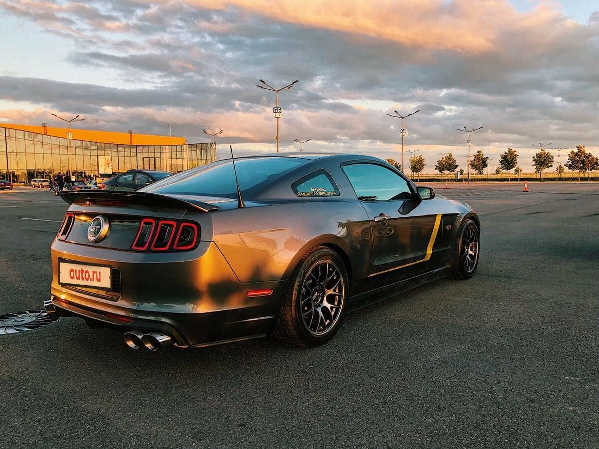 Ford Mustang v Рестайлинг