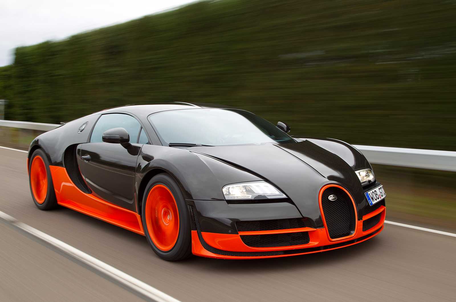 Super sport купить. Машина Bugatti Veyron 16.4 Supersport. Bugatti Veyron Supersport. Bugatti Veyron super Sport. Bugatti Veyron 16.4.
