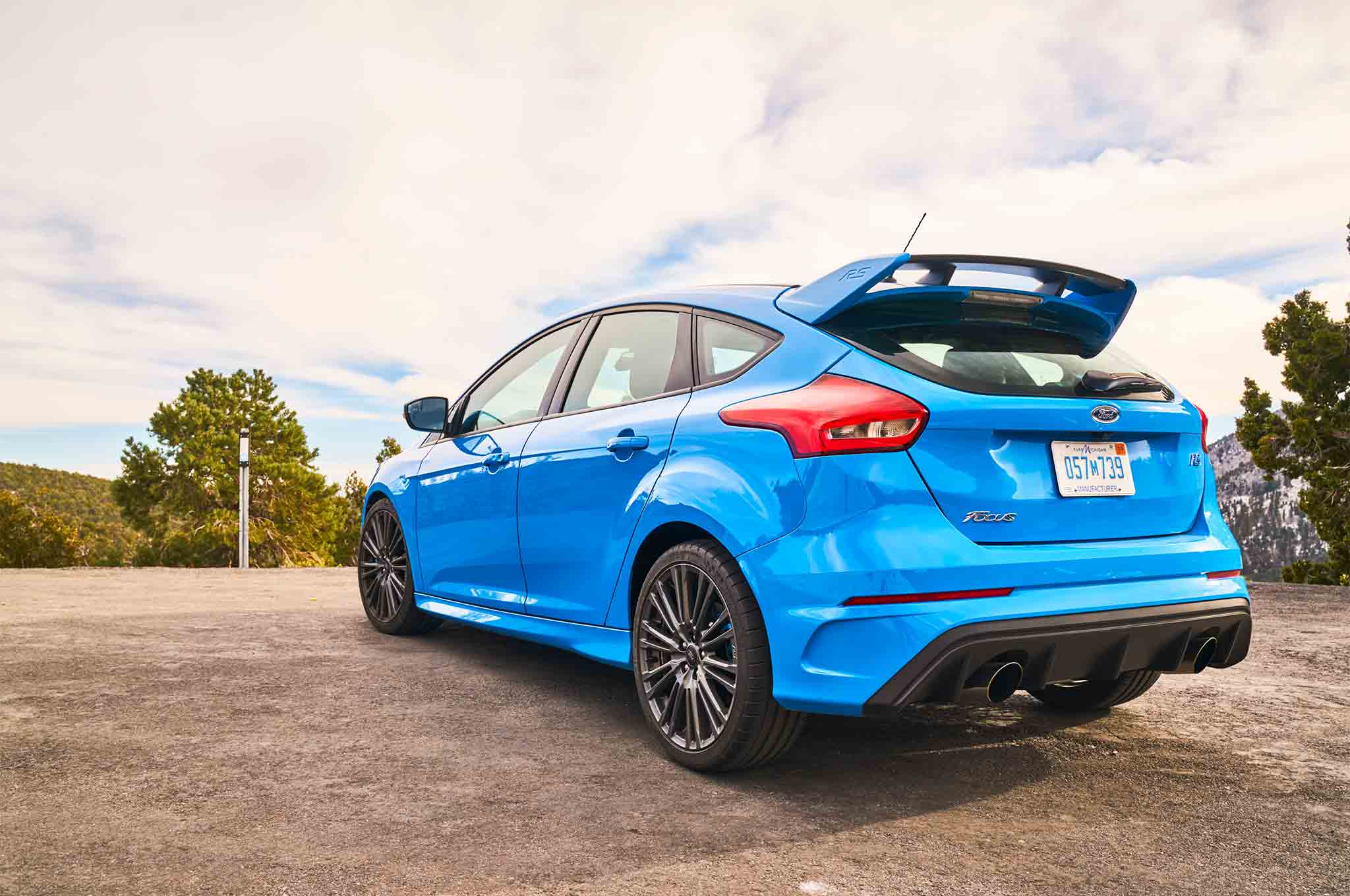 2018 ford focus rs review, pricing, and specs